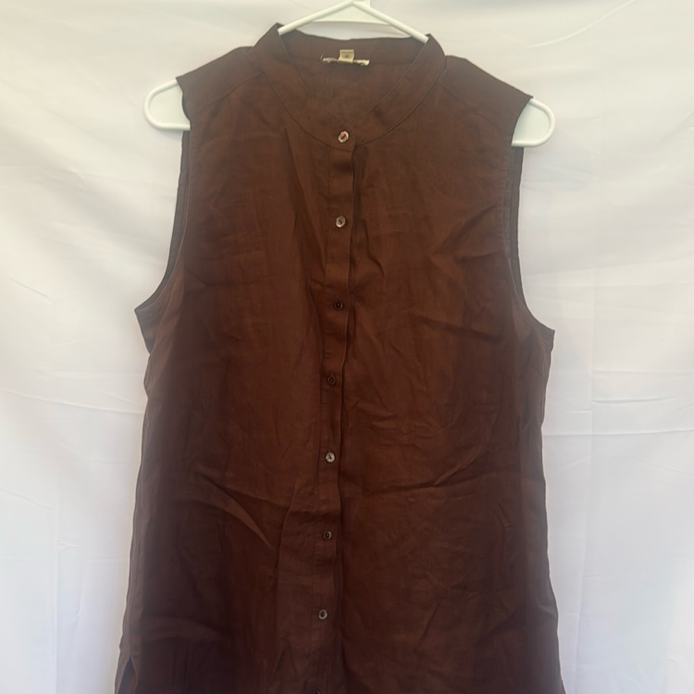 🌿 Eileen Fisher Brown Linen Sleeveless Button-Down Top – Size M